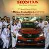 Honda : Rayakan Pencapaian 1 Juta Unit Dengan Mobilio RS Oranye